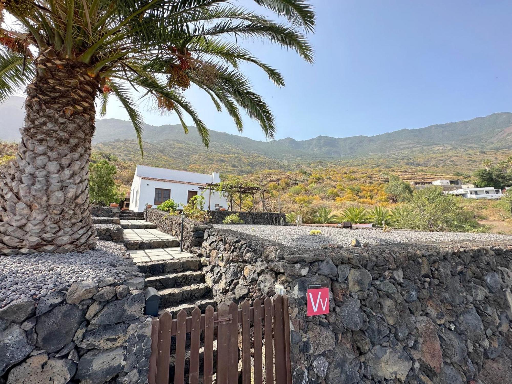 La Casita De Malnombre Villa Frontera Exterior photo